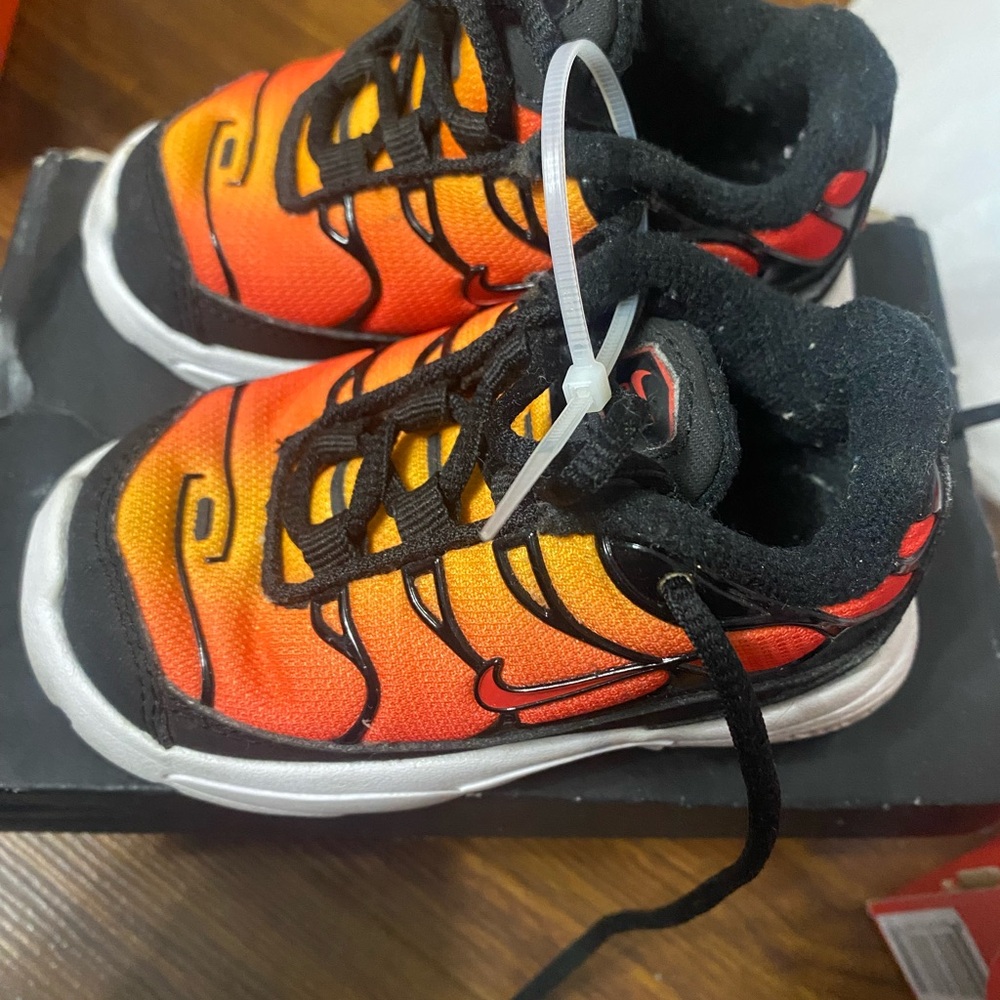 Nike Kids Gradient Orange & Yellow Athletic Sneakers